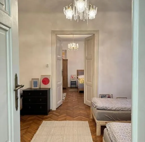 Big Old Town Special Apartament Bratislava